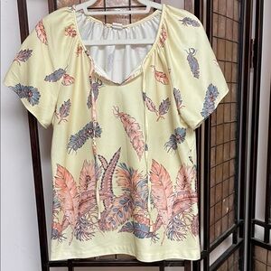Vintage Chic Feather Print Blouse in Light Yellow